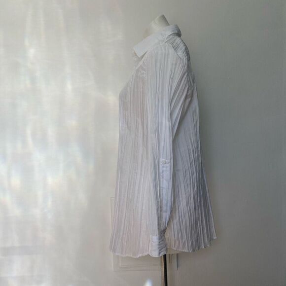 Chicos sz 2 white plisse button down - Picture 7 of 10